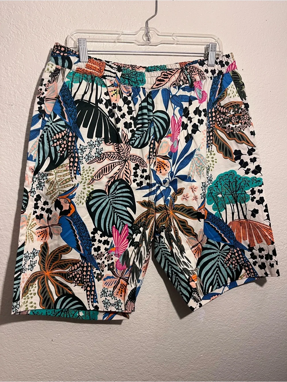 Men's Tropical Print Elastic-Waist Shorts - Multicolor
